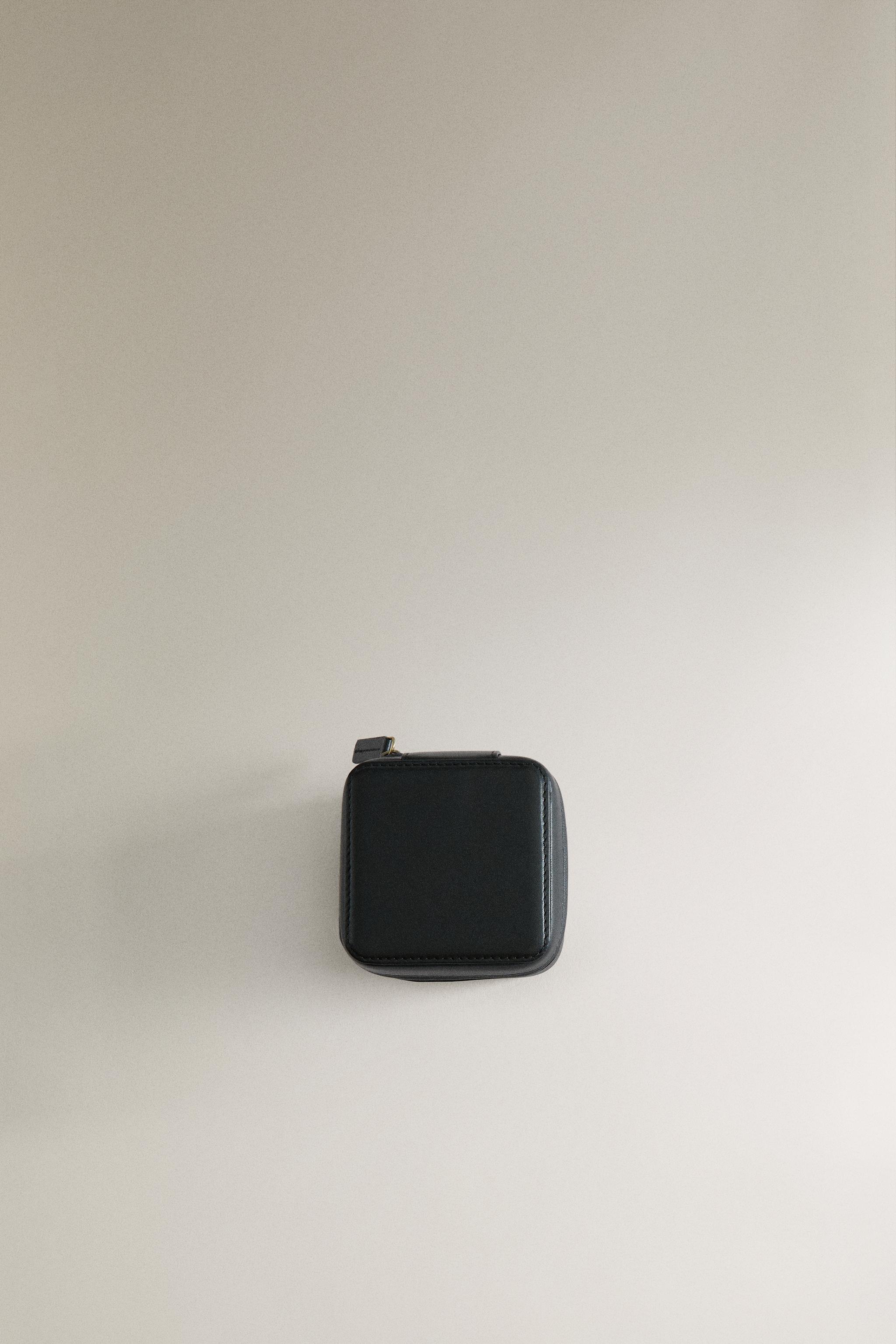 LEATHER JEWELLERY BOX